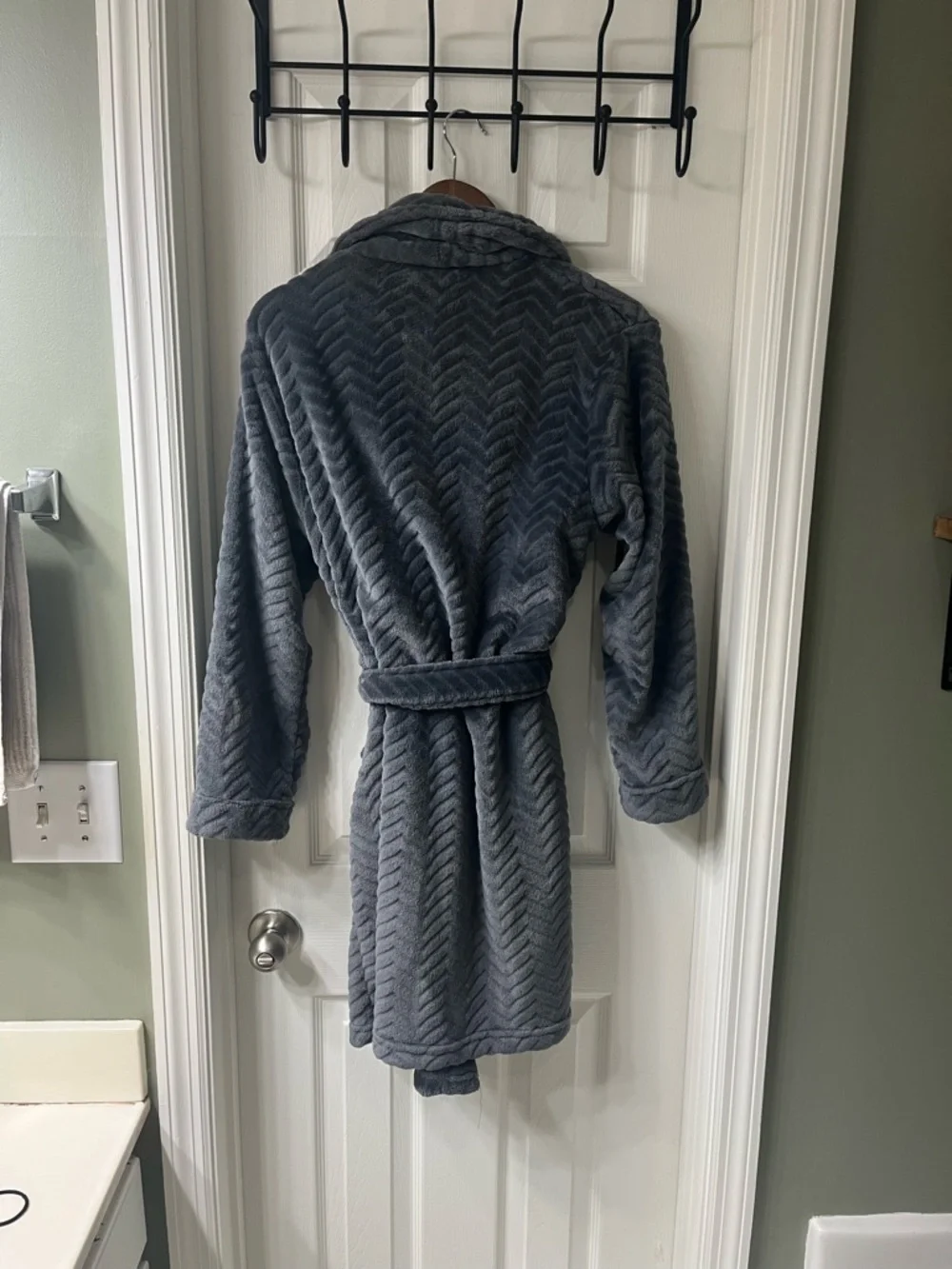 Plush Chevron Robe - Picture 2 of 4